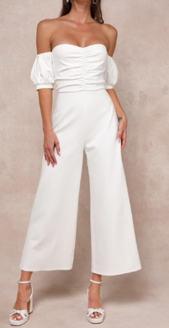 LULU'S XS White Impress Release Off-the-Shoulder Puff Sleeve Jumpsuit NEW 0B19
